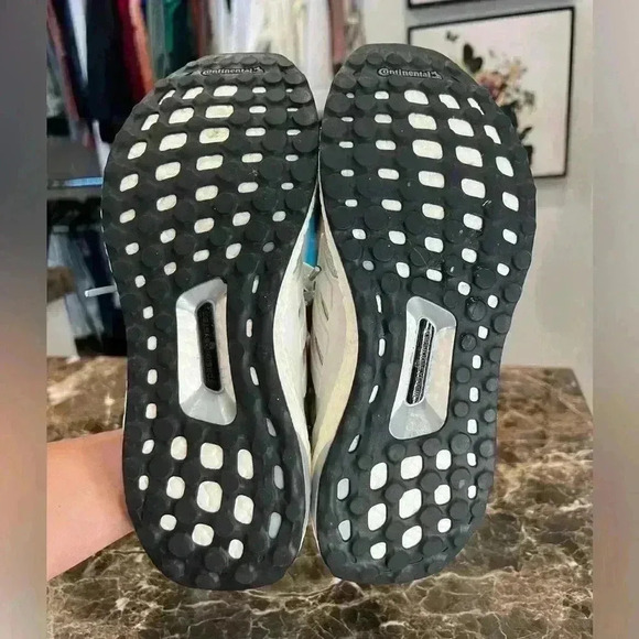 ADIDAS Ultra Boost 2.0 Gradient SIZE 7.5 Rare - Picture 6 of 7